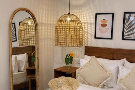 Kickin' Surf Lodge, Weligama