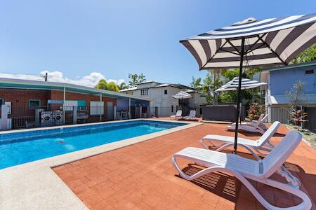 Caravella Backpackers Cairns City Waterfront