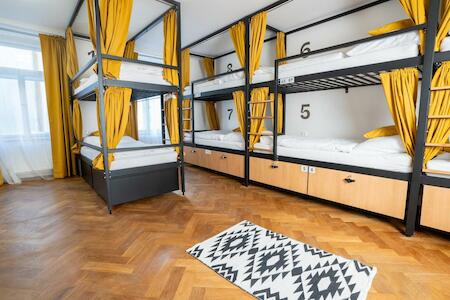 White Wolf House Hostel & Apartments, Prague