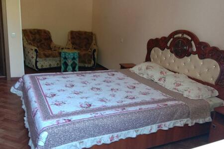 Guest House Sharq 21, Khujand