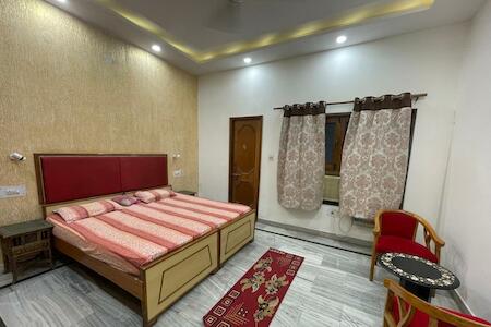 N.Guest House & Home Stay
