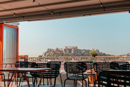 Best Party Hostel: Yellowsquare Athens, Athens