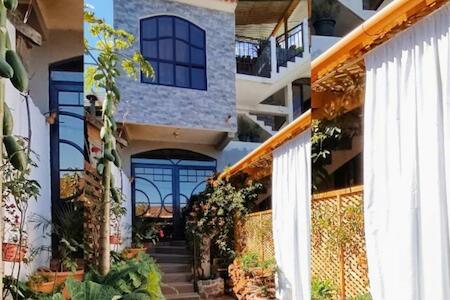 Best for Solo Traveler: Kaloo Atitlan, San Juan La Laguna Best for Solo Traveler: Kaloo Atitlan, San Juan La Laguna