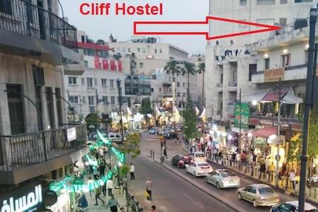 Cliff Hotel