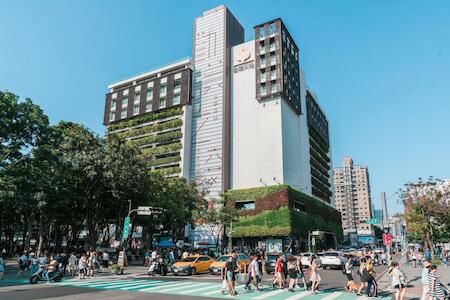 Best for Solo Traveler: Star Hostel Taichung Parklane, Taichung