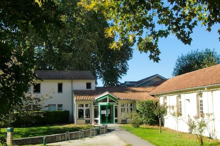 Auberge De Jeunesse De, Saintes