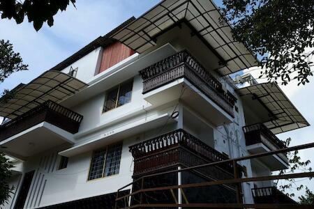 3r Residency, Munnar