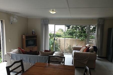 Amakaya Backpackers Travellers Accommodation, Plettenberg Bay