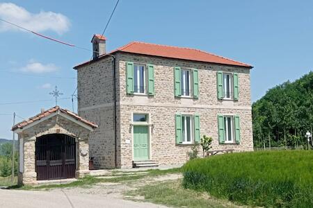 Rifugio Escursionistico Ex-scuola Grassi,, Bubbio Rifugio Escursionistico Ex-scuola Grassi,, Bubbio