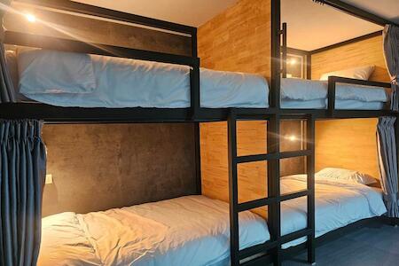บ้านรังนก The Bird Nest Homestay & Coffeeshop, Samut Prakan
