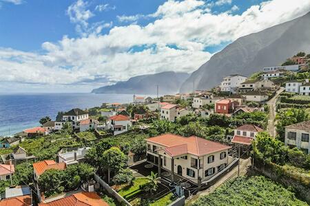 Best Party Hostel: North Madeira Guesthouse, Seixal Best Party Hostel: North Madeira Guesthouse, Seixal