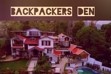 Backpackers Den (trc)