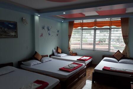 Binh Minh Hostel, Dồng Văn