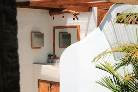 Best for Solo Traveler: Panama Beach Lodge, San Carlos