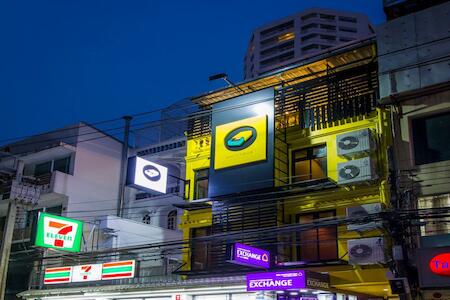 Matchbox Bangkok Hostel