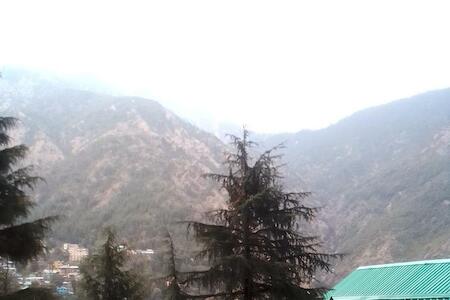 Himalayan Trekking & Waterfalls View Homestay, McLeod Ganj