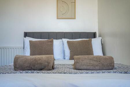 Contractors Choice - Quiet, Free Parking, Portsmouth Contractors Choice - Quiet, Free Parking, Portsmouth