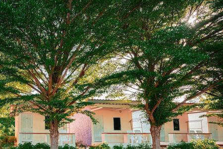 āļāđāļēāļāļāļąāļāļŦāļāđāļēāļŦāļēāļāļāļ°āļāļģāđāļāđ, Ban Sahakham āļāđāļēāļāļāļąāļāļŦāļāđāļēāļŦāļēāļāļāļ°āļāļģāđāļāđ, Ban Sahakham