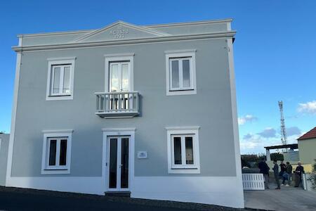 Aires Hostel, São Roque do Pico