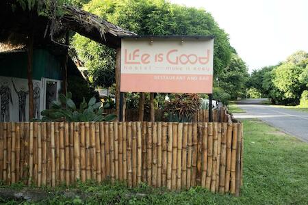 Best Party Hostel: Hostel Life Is Good, Moyogalpa