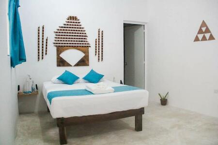 Best Party Hostel: Casa Universo Holbox, Isla Holbox Best Party Hostel: Casa Universo Holbox, Isla Holbox