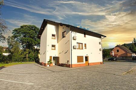 Beskidia - Noclegi W Beskidach, Roczyny