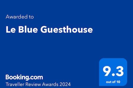 Le Blue Guesthouse