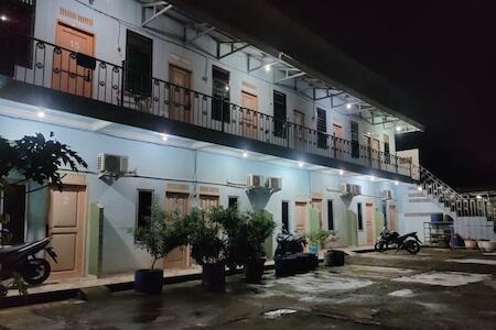 Serasikost, Sukarami Serasikost, Sukarami