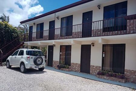 Bed & Breakfast Bachelor, Sagrada Familia