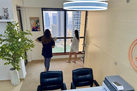 Best Party Hostel: Berloga Holiday Homes JBR, Dubai