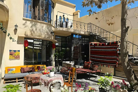 Nomad Sky Hostel, Shiraz