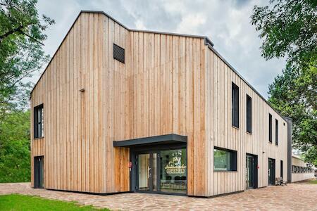 Best for Solo Traveler: Hostel Sienkiewiczówka, Oblęgórek Best for Solo Traveler: Hostel Sienkiewiczówka, Oblęgórek