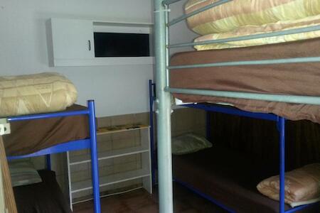 Accoustix Backpackers Hostel, Randburg