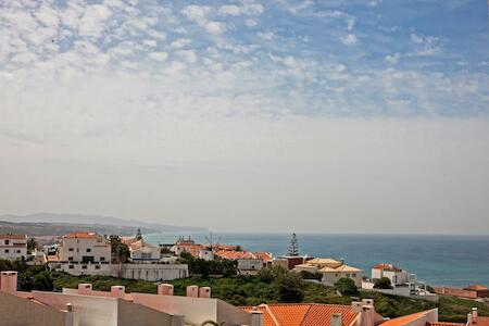 Ericeira Chill Hill Hostel & Private Rooms