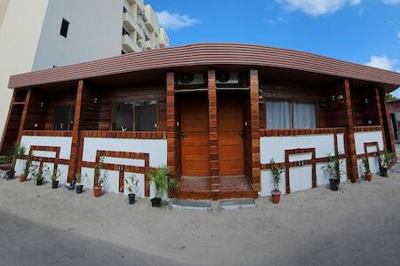 Batuta Maldives Inn