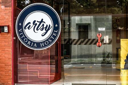 Best Party Hostel: Artsy Vitoria Hostel, Vitória