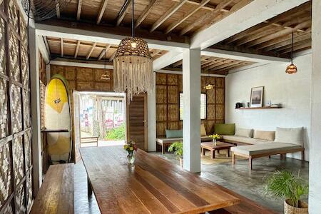 Sun & Surf Hostel, Siargao