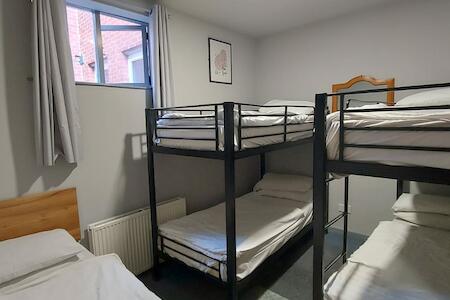 R S Hostels - Leeds, Leeds