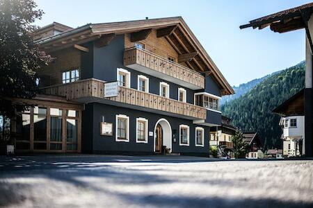 Best for Solo Traveler: Mellow Mountain Hostel, Ehrwald