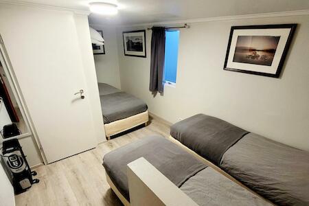B&B Guesthouse - Bed & Breakfast Keflavik Centre