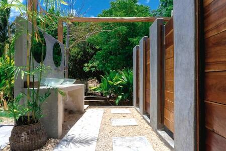 Local 2, Bacalar