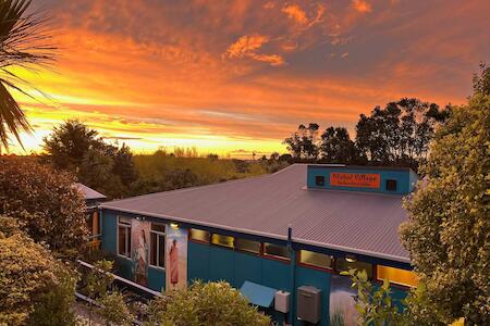 Best for Solo Traveler: Global Village Travellers Lodge, Greymouth