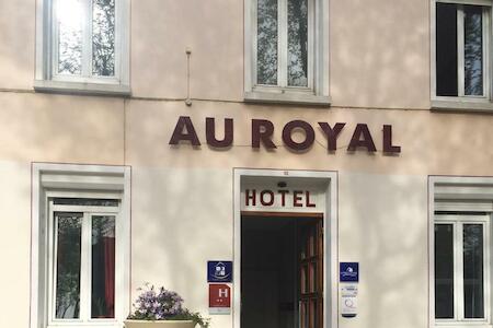Au Royal Hotel