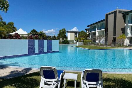 Blue On Blue Studio Room 1272, Nelly Bay