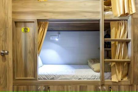 Abza Deluxe Dormitory