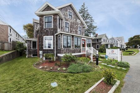 Best for Solo Traveler: HI - Hyannis Hostel, Cape Cod