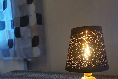 Alejas Kambari, Bēne Alejas Kambari, Bēne