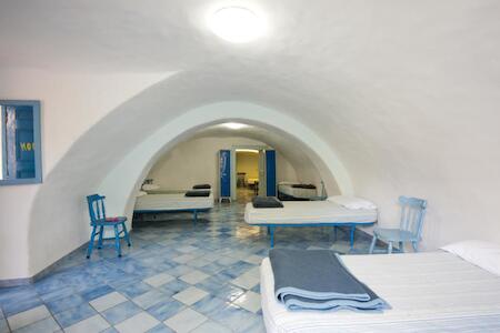 Best for Solo Traveler: Ring Hostel
