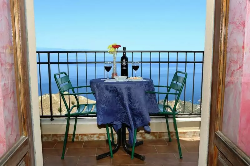 Villa Regina Apartments, Taormina Is it Worth it? NEW Reviews 2024