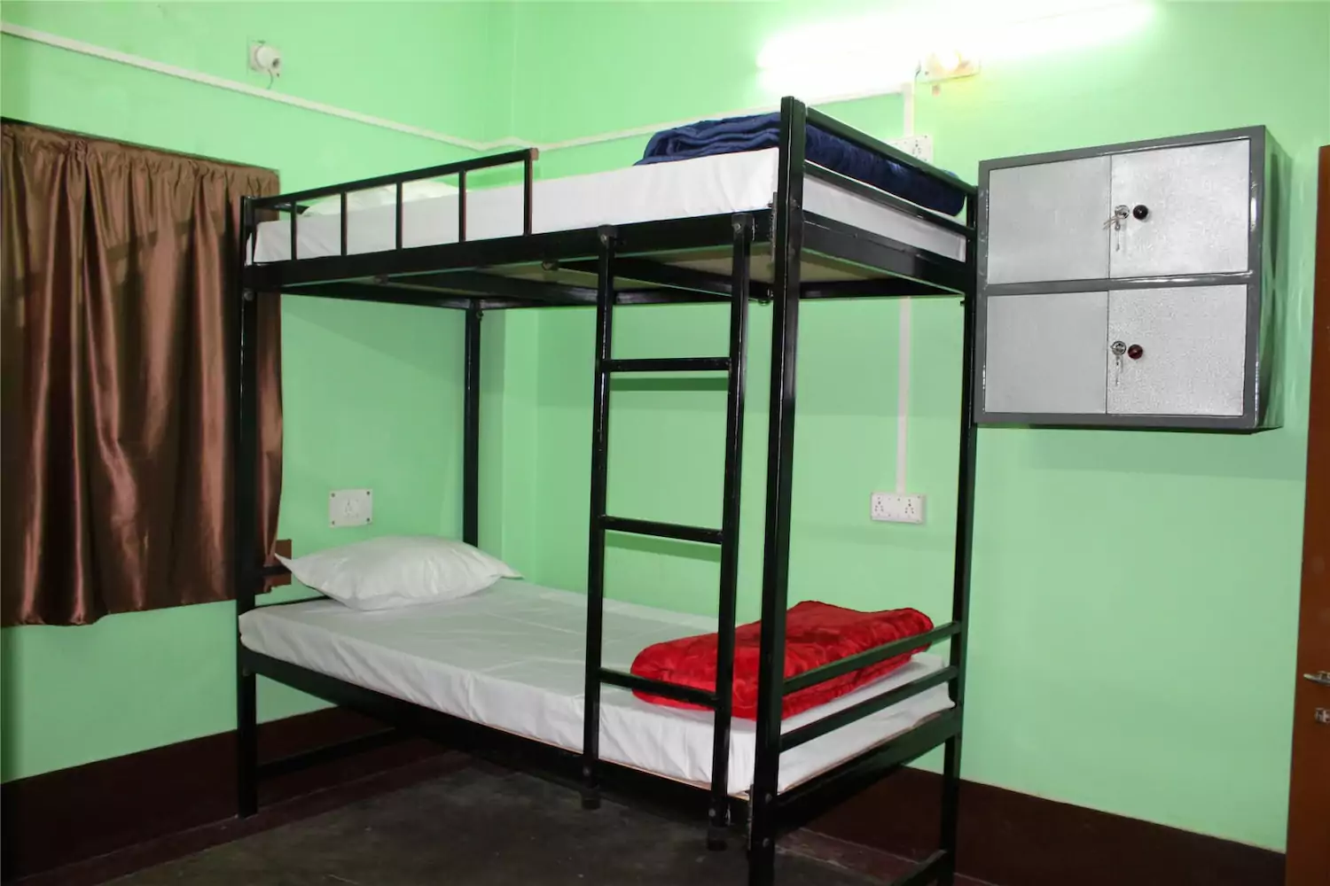 My Bunk Bed, Siliguri 2023 Price & Reviews Compared